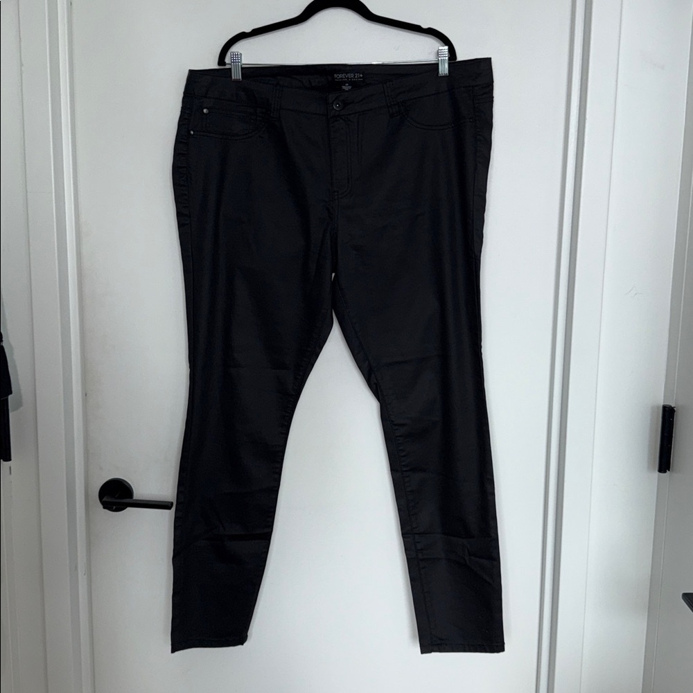 Vintage Forever 21 Black Denim Skinny Straight Leg Pant